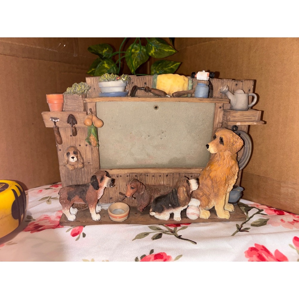 Lou Rankin A Friendly Gathering Dog Garden Resin Photo Frame 1502 Brown Rustic